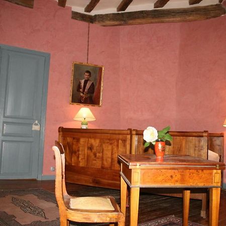 Bed and Breakfast Chateau De La Roche Martel Roiffé Exterior foto